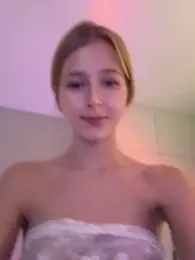 LunaRase stripchat stream image, 30.05.2026 09:50