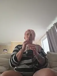 PinkTheHawk stripchat stream image, 04.06.2026 00:10