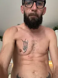 Michel_huge stripchat stream image, 05.06.2026 04:20