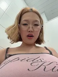 Aiko_Yumi stripchat stream image, 05.06.2026 19:30