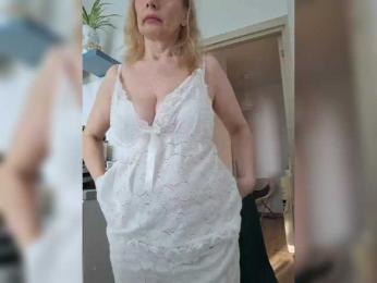 ShiningMILF bongacams stream image, 06.06.2026 01:50