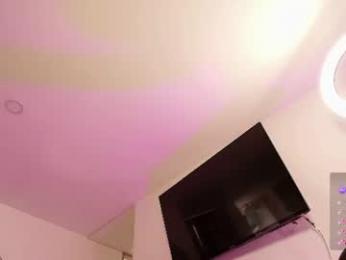 adelineefoxxx chaturbate stream image, 16.06.2026 16:10
