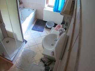voyeurcam-julmodels-bath-2nd-2 camsoda stream image, 24.06.2026 08:20