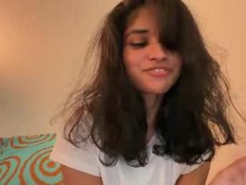 mriea_ chaturbate stream image, 18.07.2026 04:40