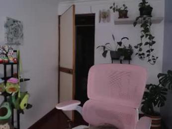 littlelaksmi chaturbate stream image, 21.07.2026 22:00