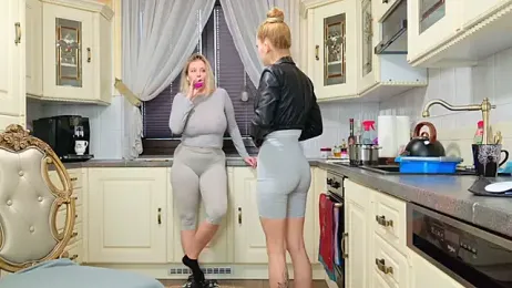 TUNDEROSE1 stripchat stream image