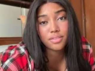 naommiscott camsoda stream image, 01.08.2026 08:30