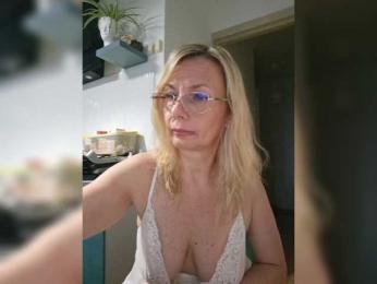 ShiningMILF bongacams stream image, 04.08.2026 01:00