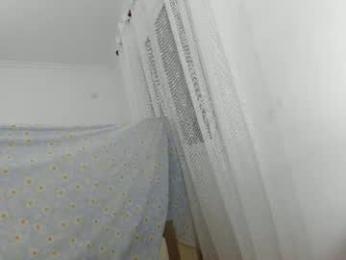 ehotlovea chaturbate stream image, 04.08.2026 03:00