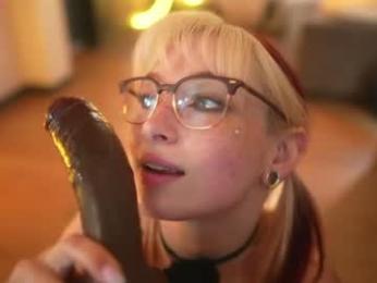 suk_ki chaturbate stream image, 12.08.2026 05:00