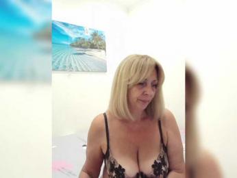 mery8poppins bongacams stream image, 18.08.2026 13:00