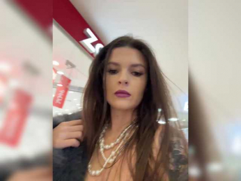 Oops_kiraa bongacams stream image