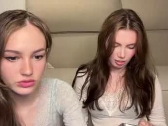 love_machine_ chaturbate stream image, 27.08.2026 18:40