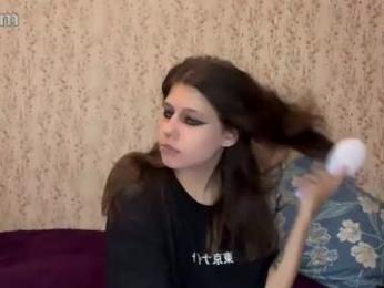 crystal_porn_love chaturbate stream image, 31.08.2026 13:30