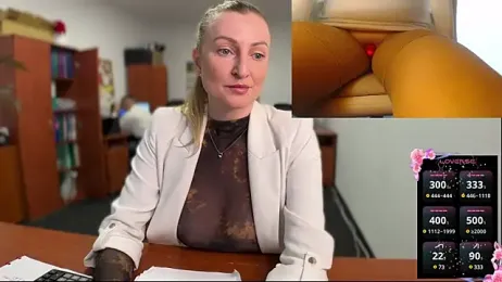 legsLONG stripchat stream image