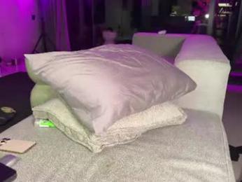 golden_alinee chaturbate stream image, 28.09.2026 13:50