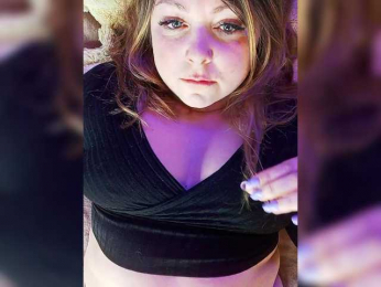 FLUFFY_BEAUTY bongacams stream image