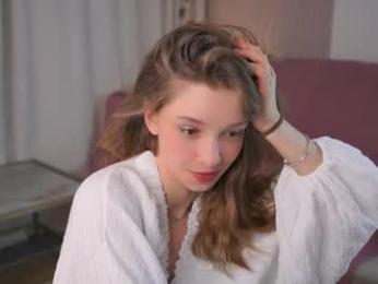 little_poetry chaturbate stream image, 15.03.2025 17:20