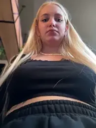 Milkyy_wway stripchat stream image