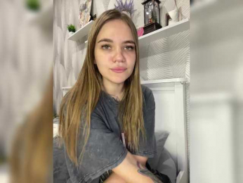 -Tiki-Riki- bongacams stream image