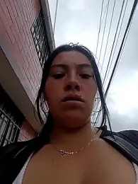 LIZ-06_ stripchat stream image