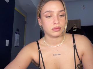 Maci Reynolds flirt4free stream image