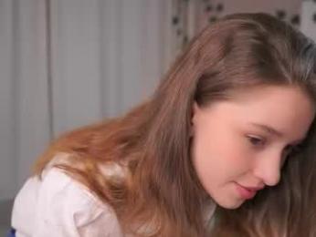 little_poetry chaturbate stream image, 18.03.2025 16:30