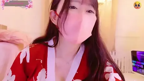 maii- stripchat stream image