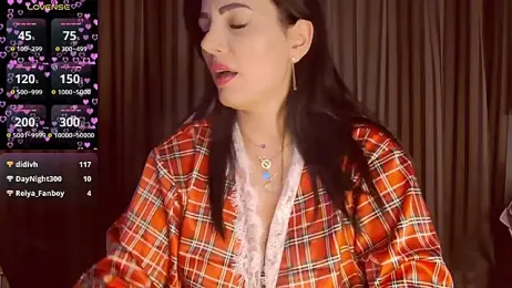 ReiyaRey stripchat stream image