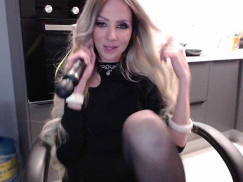 blondalina bongacams stream image