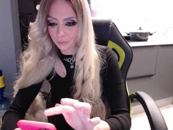 blondalina bongacams stream image