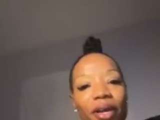 tastethepeach camsoda stream image