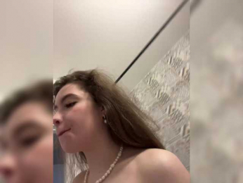 YourLadyyy bongacams stream image