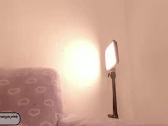 power_ranger_pink chaturbate stream image