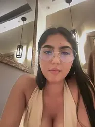 Sofia_Collins- stripchat stream image