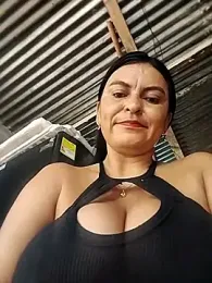 Horny-Mommy-Dirty stripchat stream image