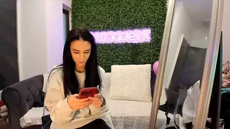 realhotfallingdevil stripchat stream image