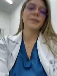 alicee16 stripchat stream image