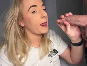 Strongqueen stripchat stream image