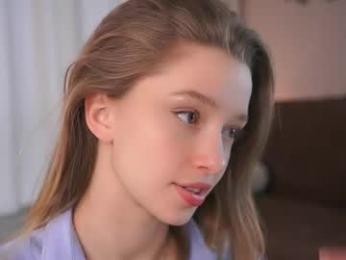 little_poetry chaturbate stream image, 25.03.2025 13:00