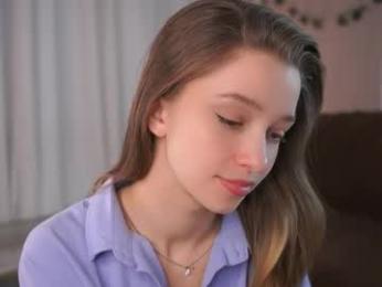 little_poetry chaturbate stream image, 25.03.2025 13:00