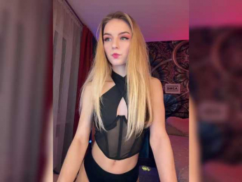 ilittleheart bongacams stream image