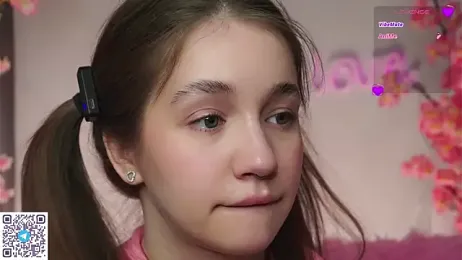 AmiLewis stripchat stream image