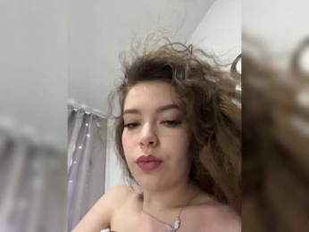 YourLadyyy bongacams stream image