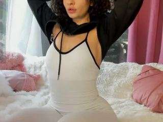 eva-teilor camsoda stream image