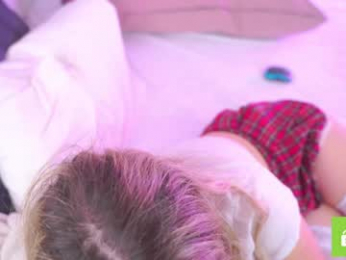 islandladies chaturbate stream image