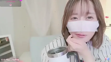 Yuu__k stripchat stream image