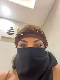 Amberonee31 stripchat stream image