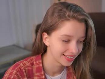 little_poetry chaturbate stream image, 27.03.2025 15:10