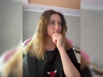 Unearthly bongacams stream image